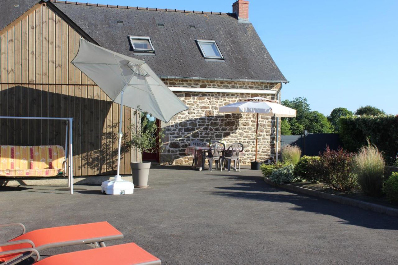 Gite La Loussaudrie Pontmain Buitenkant foto
